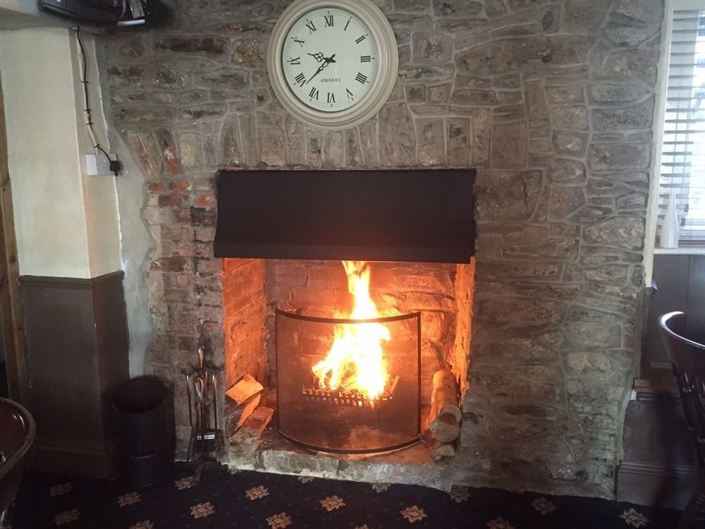 The Globe Inn Buckfastleigh Buitenkant foto