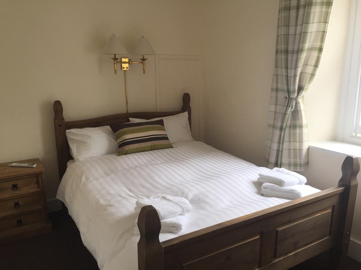 The Globe Inn Buckfastleigh Buitenkant foto